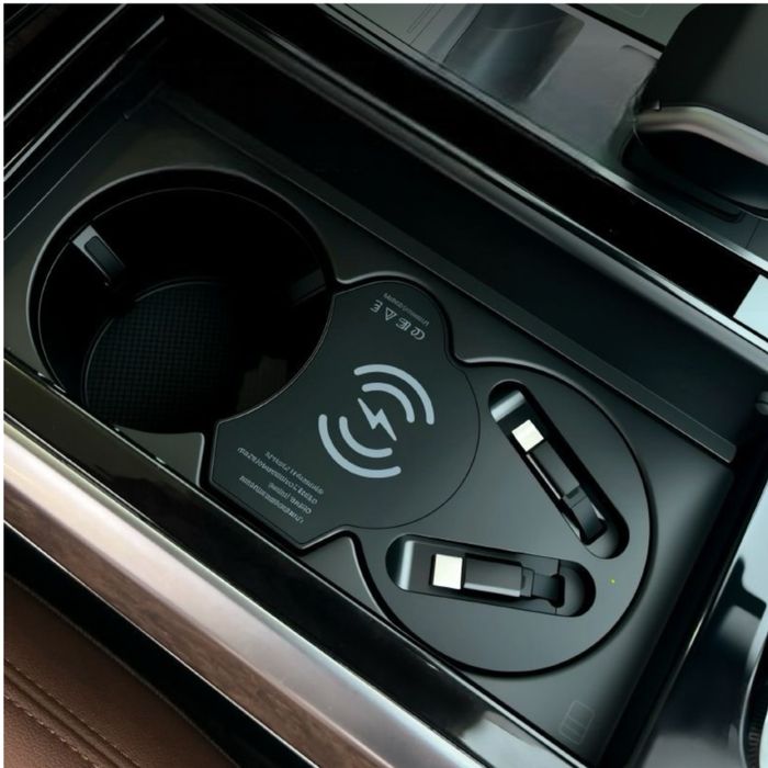 Зарядна док-станція для Audi A6, A7, Q7, Q8