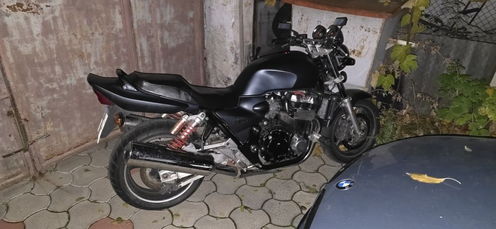 Продам Honda CB1300