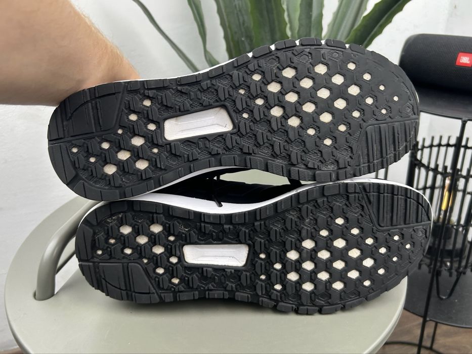 Оригінал! Кросівки Adidas Energy Cloud 43 розмір М06125