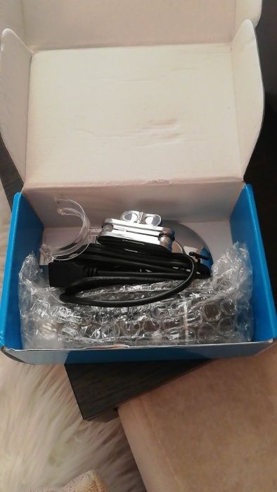 Электронный микроскоп USB 1600 крат на подставке, новый в коробке