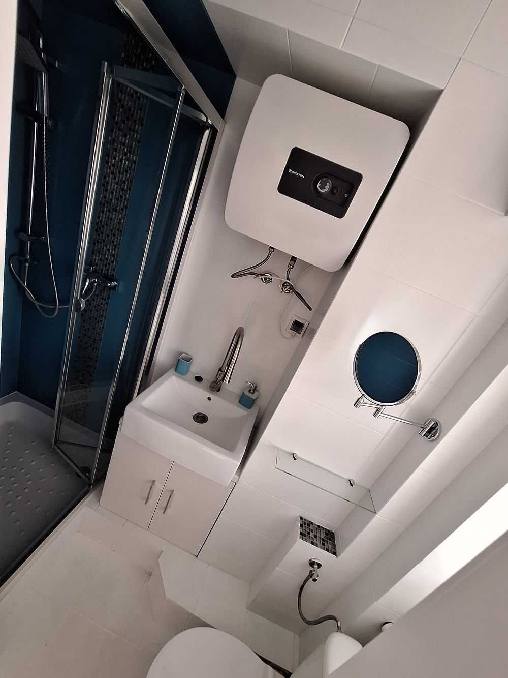 Mały przytulny apartament z widokiem na morze. B. dobra lokalizacja.