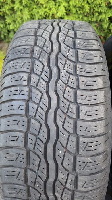 Opony Bridgestone Dueler H/T 235/60/16