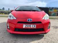 Оренда авто Toyota Prius 2015