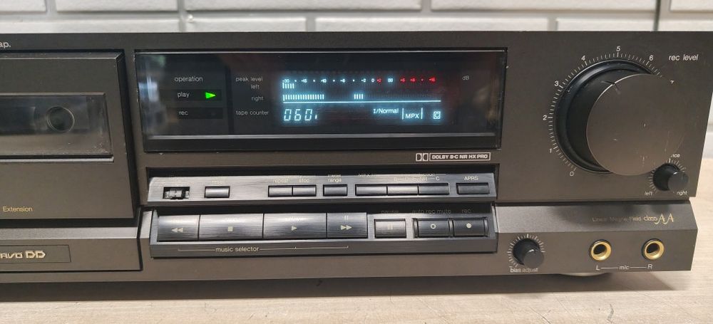 Magnetofon deck TECHNICS RS-B565. Japan