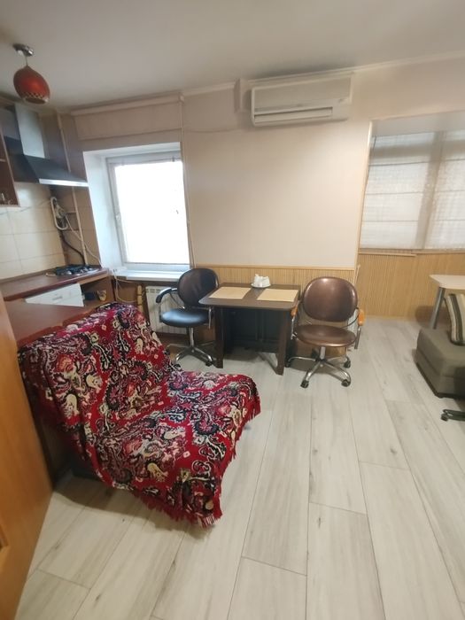 Здам 2-кімнатну квартиру-студію на Воскресенці поруч ТЦ “Квадрат”