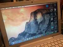 MacBook White 13” (Early 2009) + caixa original