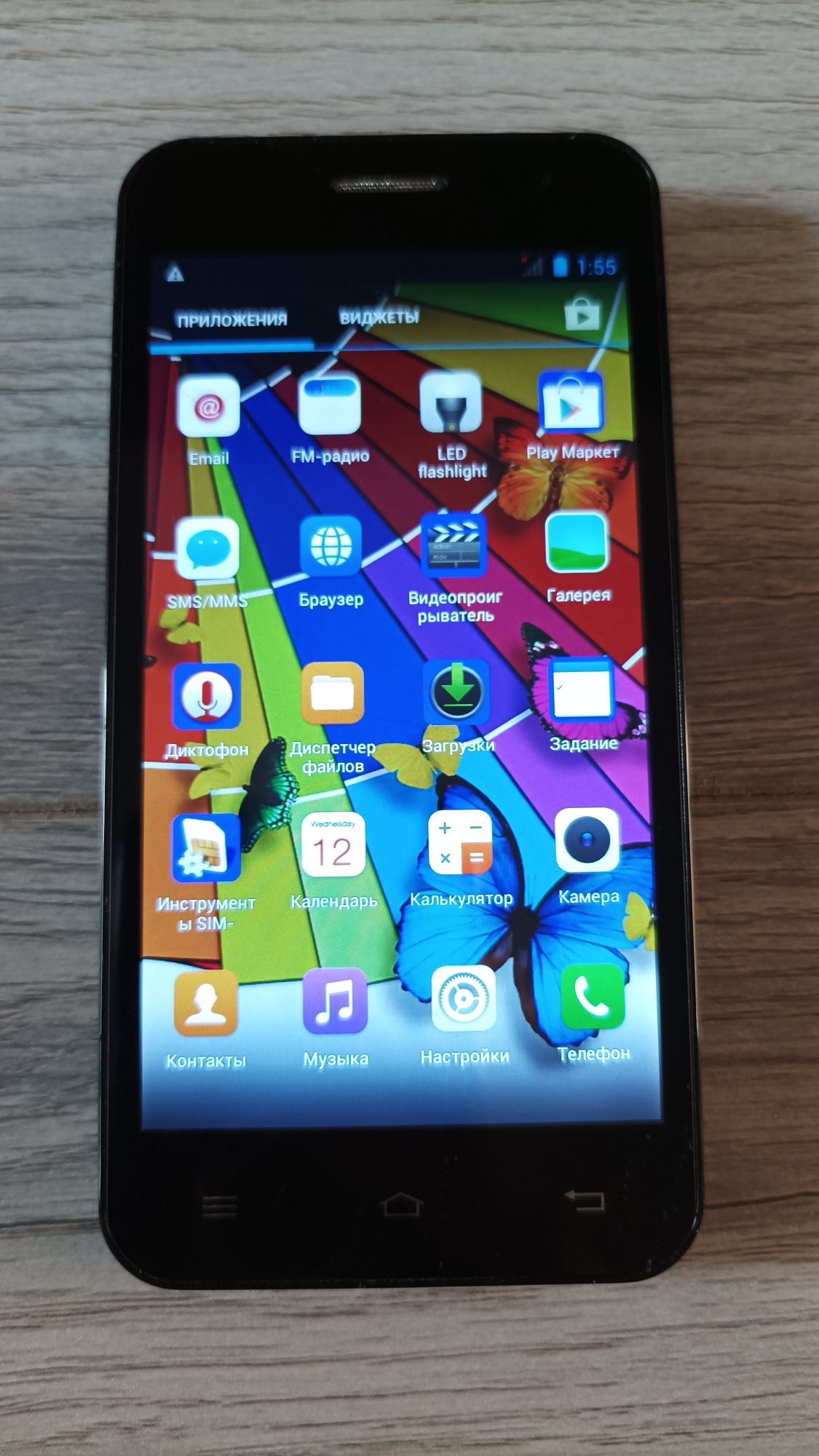 Мобильный телефон   jiayu g2.  JY-G2F