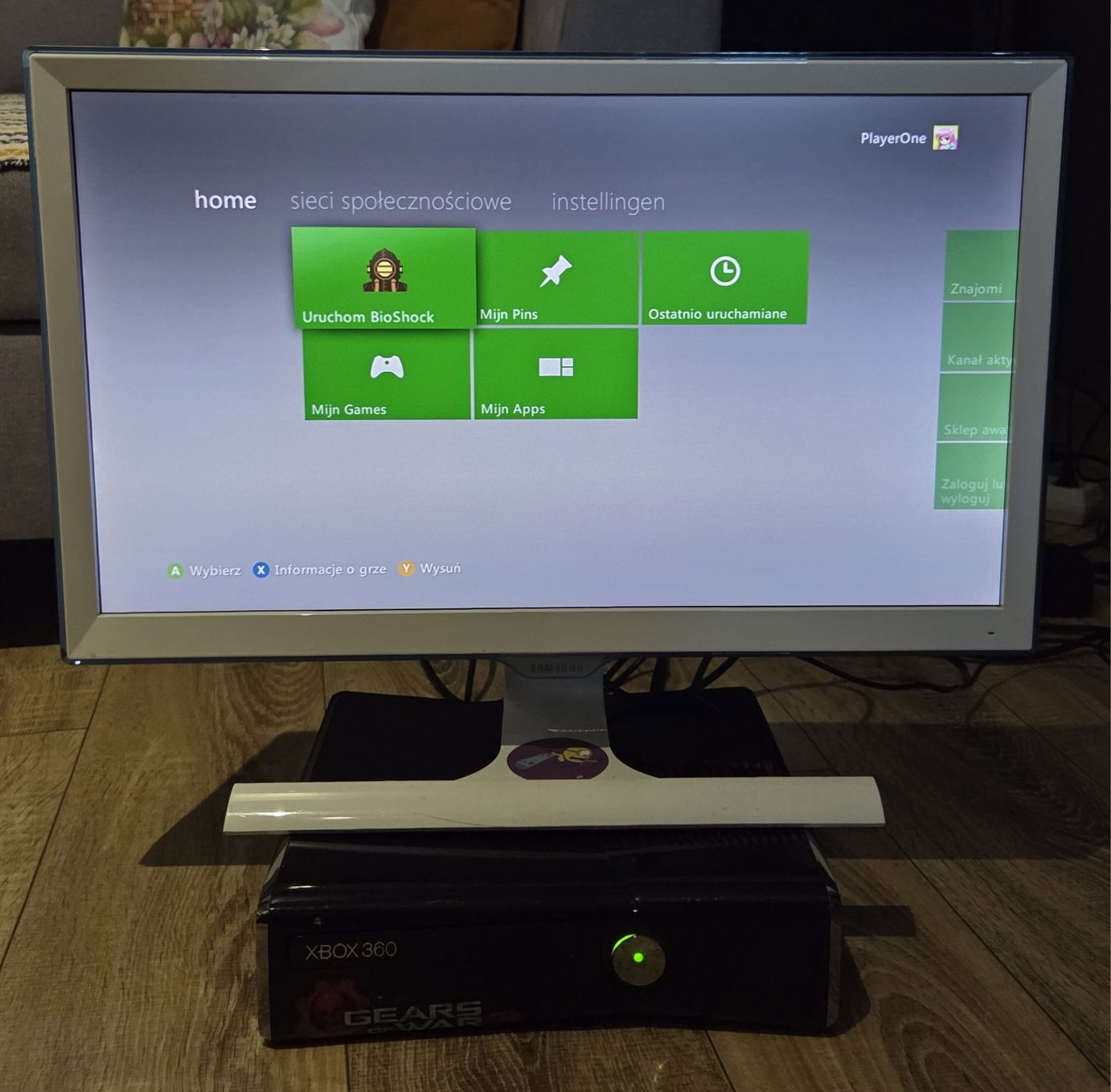 Xbox 360 Model S + 4 Gry i Pad oraz Dysk 250 GB