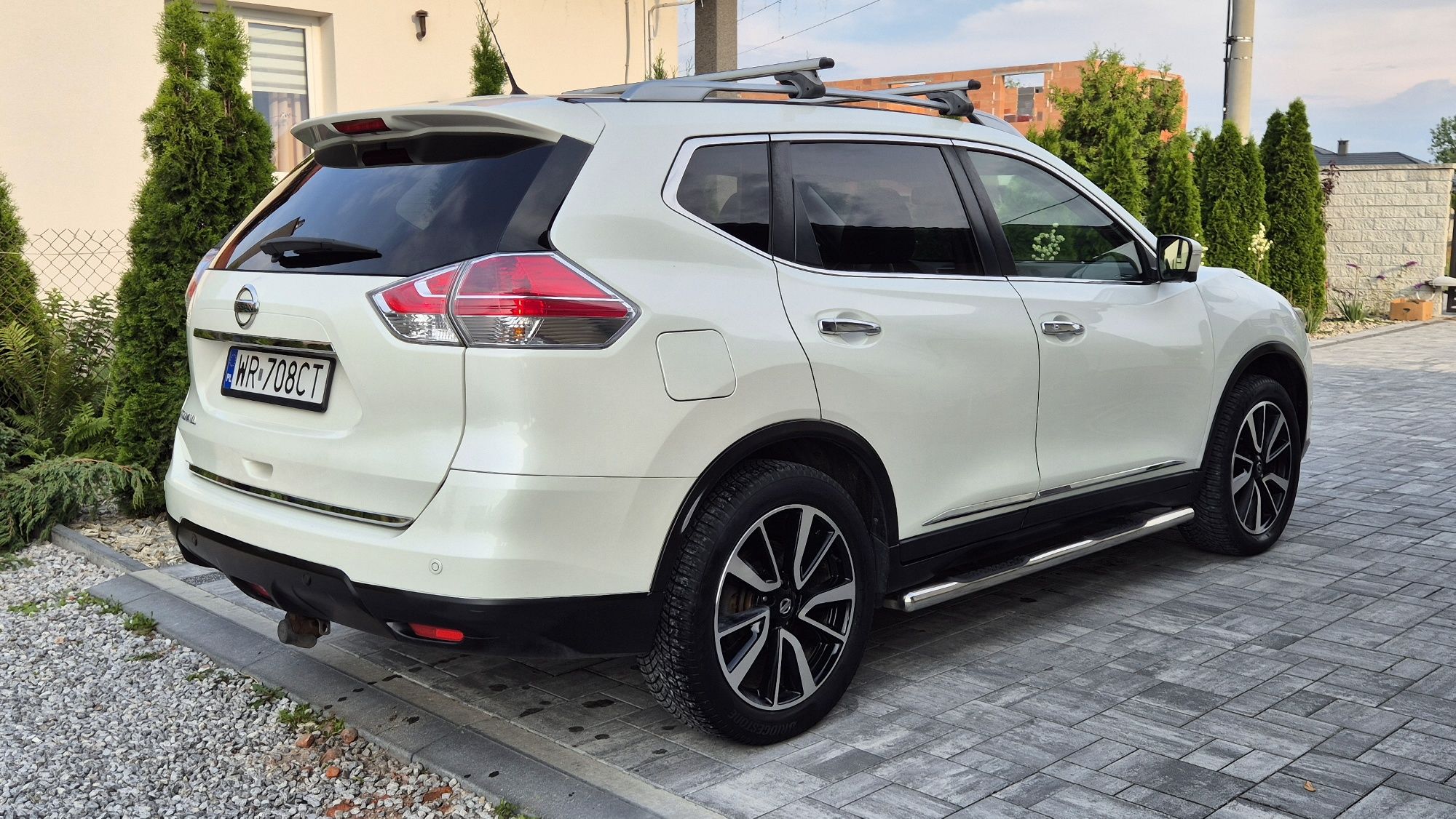 Nissan X-Trail * 2017 Rok * 7- Mio OSOBOWY !! HAK * ZADBANY !!