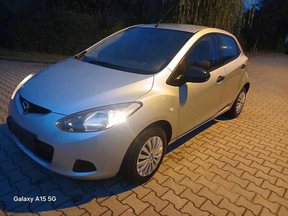 Mazda 2 1.3 16V,klima,z Niemiec,po opłatach