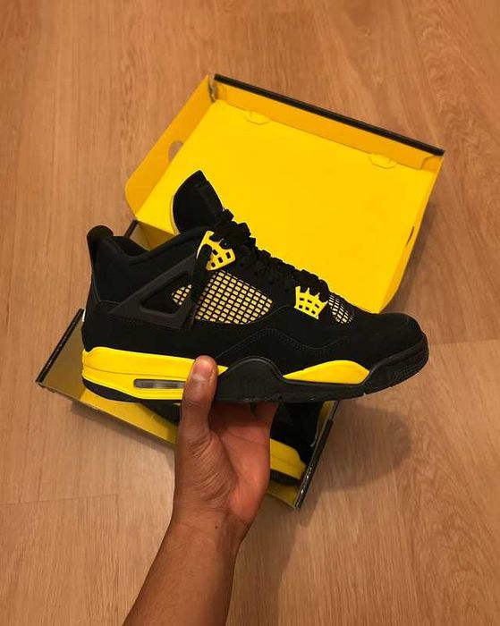 "Buty koszykówki "Jordan_4_Retro_Thunder R.43