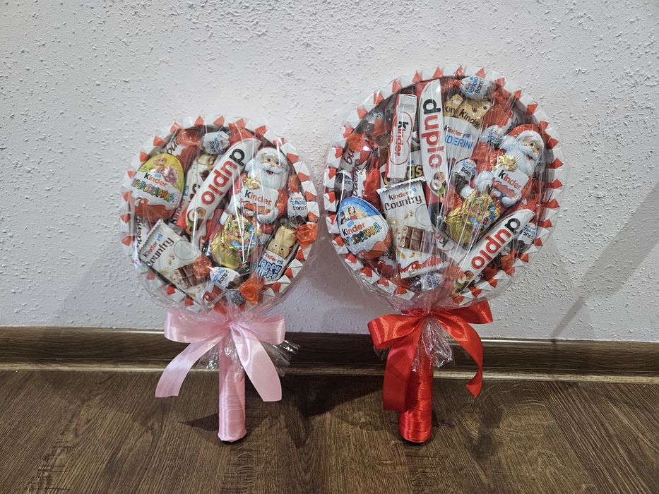 Lizak na Mikołaja dla dzieci ze słodyczy kinder 19 cm