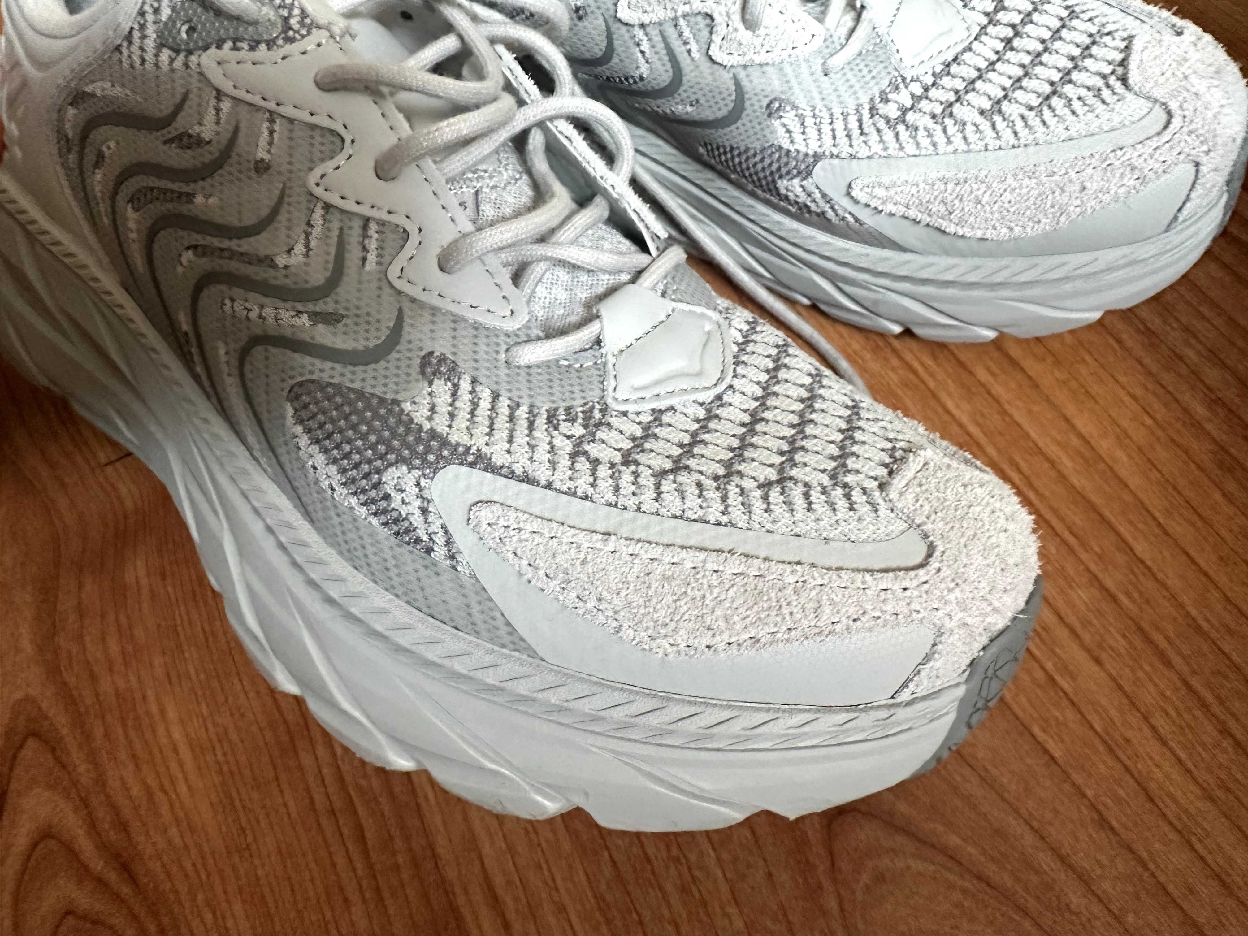 Кроссовки HOKA Clifton размер 41.5
