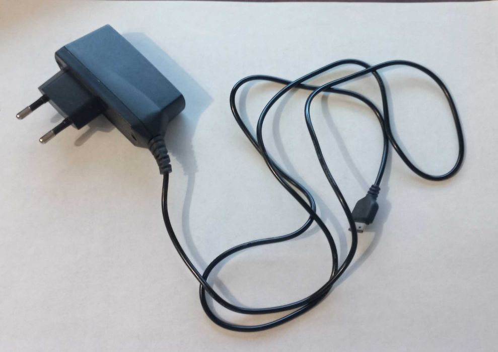 Продам зарядний пристрій до телефону Samsung GT-C5212 Duos