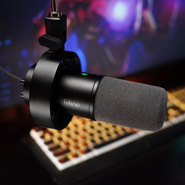 Динамический USB/XLR Микрофон Fifine K688