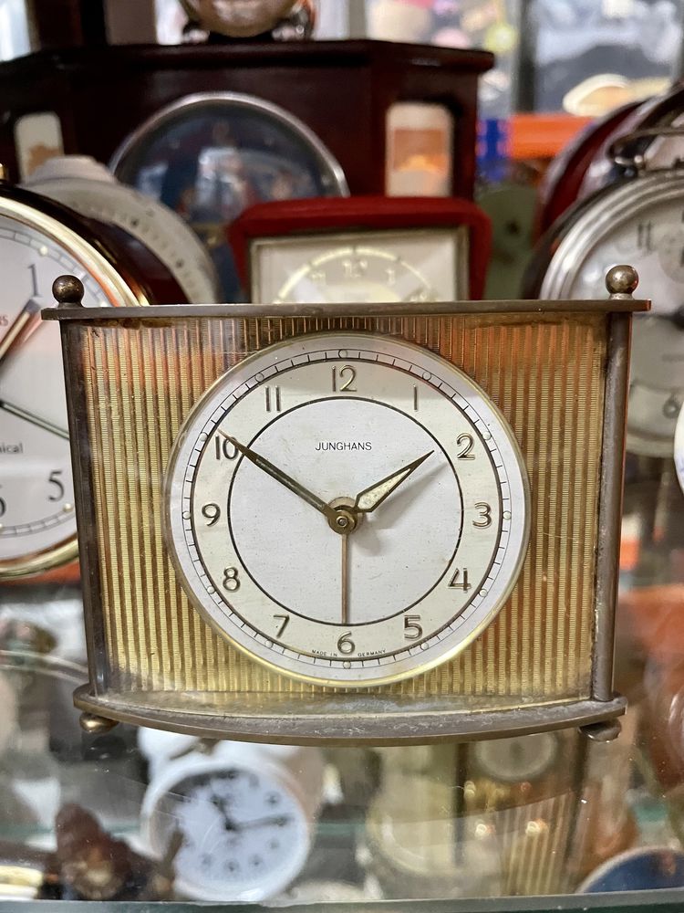 Relógios despertadores antigos da marca Junghans