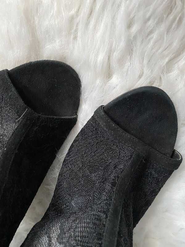 Czarne koronkowe ażurowe szpilki botki peep toe Vero Cuoio rozmiar 41
