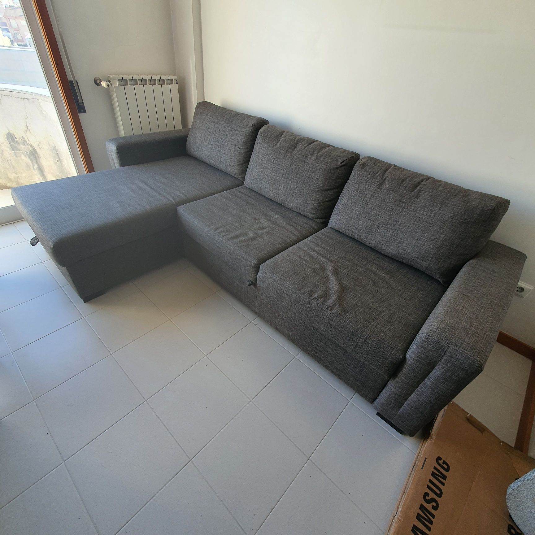 Sofa cama 3 lugares chaise long