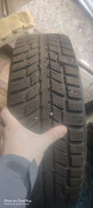 Продам майже нову резину )