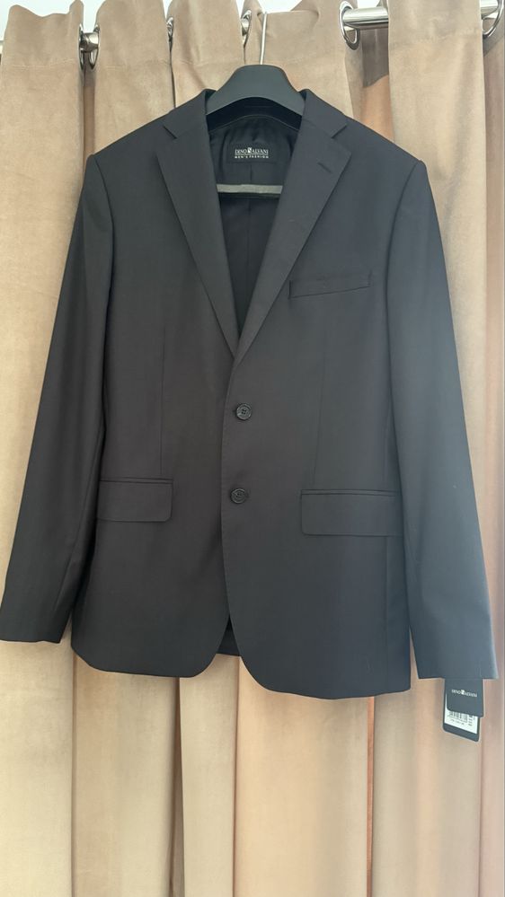 Garnitur meski nowy elegancki czarny 176/100/88