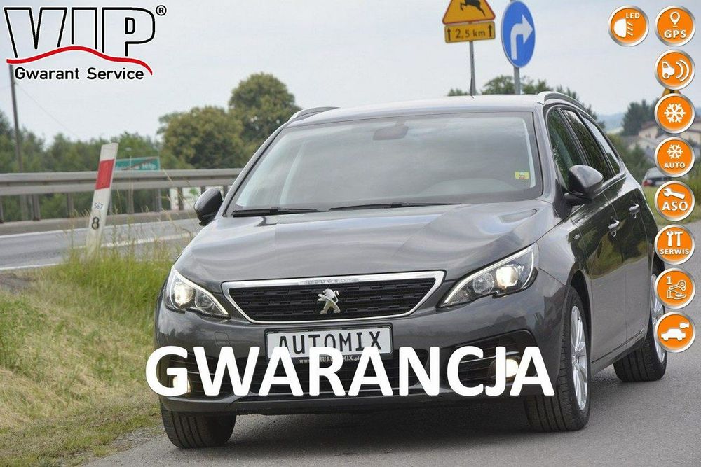 Peugeot 308 1.2 Turbo doinwestowany hak nawigacja kamera gwarancja przebiegu