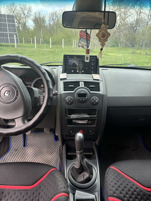 RENAULT megan  2005.