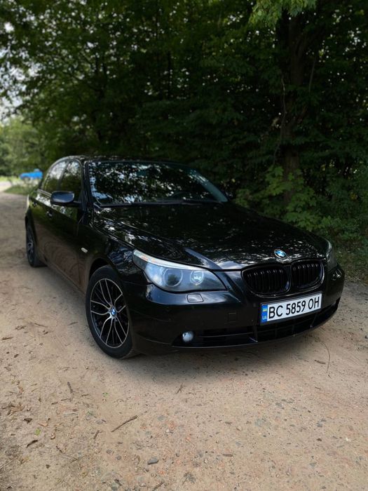 Продам BMW E60/525 Xi