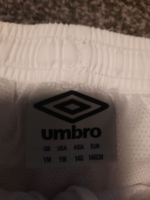 Spodenki pilkarskie Umbro, Everton, 146 cm,12 lat