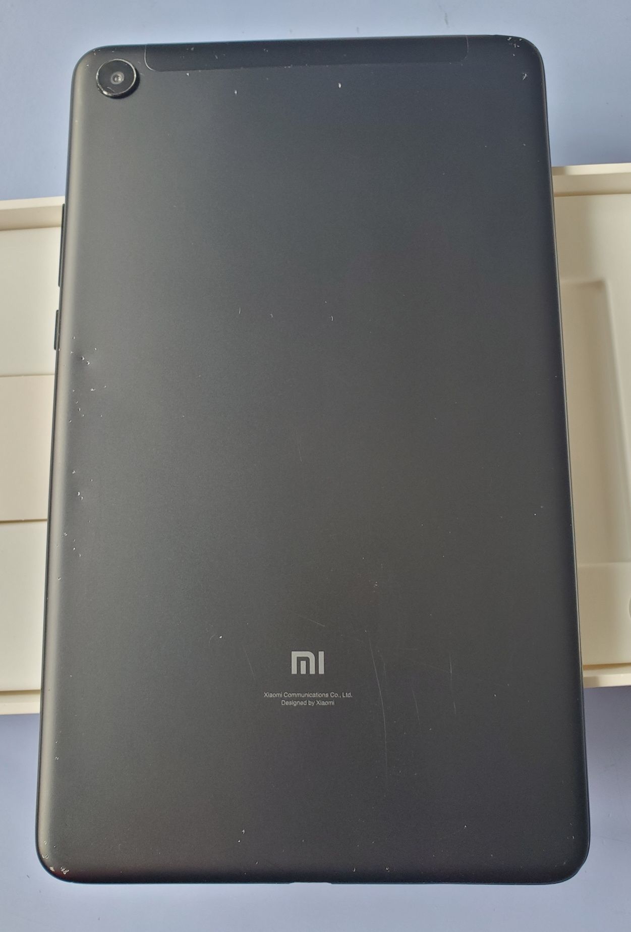 Планшет 8" Xiaomi Mi Pad 4 Wi-Fi 3/32GB Black