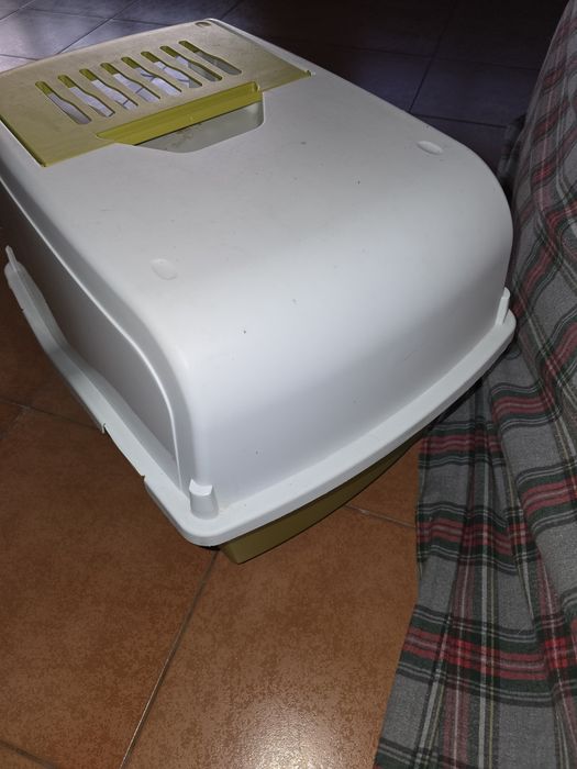 Wc / caixa de areia / casota para gato