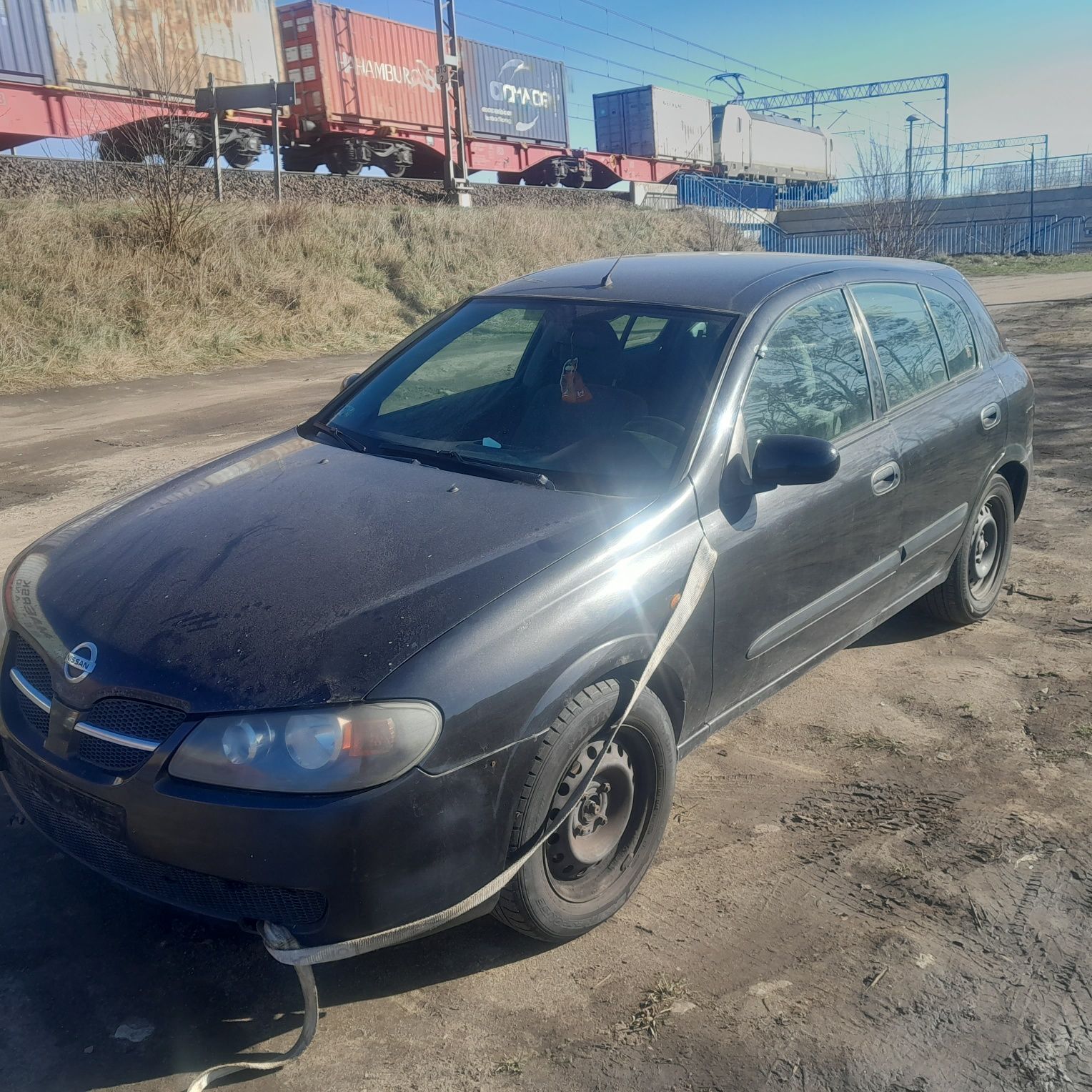 Nissan Almera   na części lift