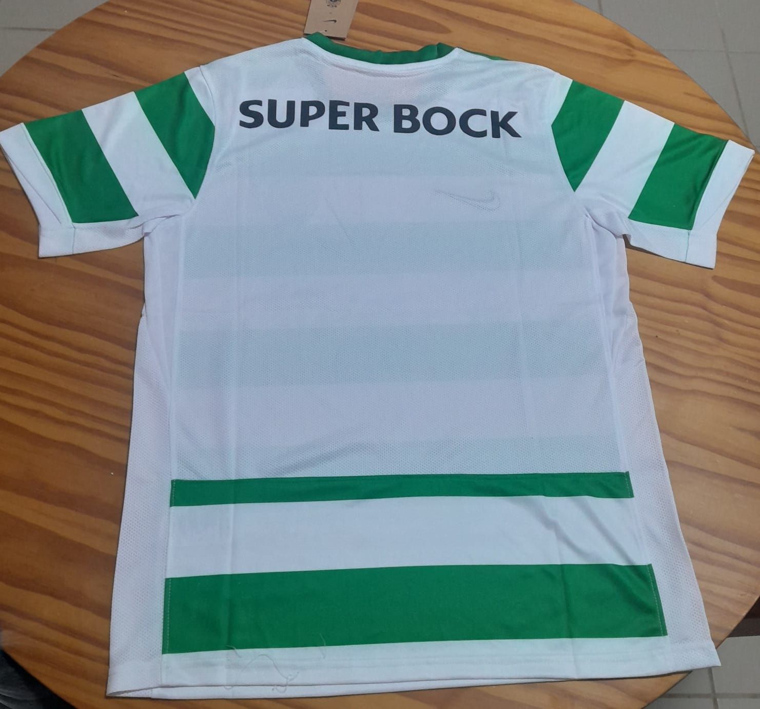 Camisa do Sporting 25/26 de alta qualidade ainda com etiqueta