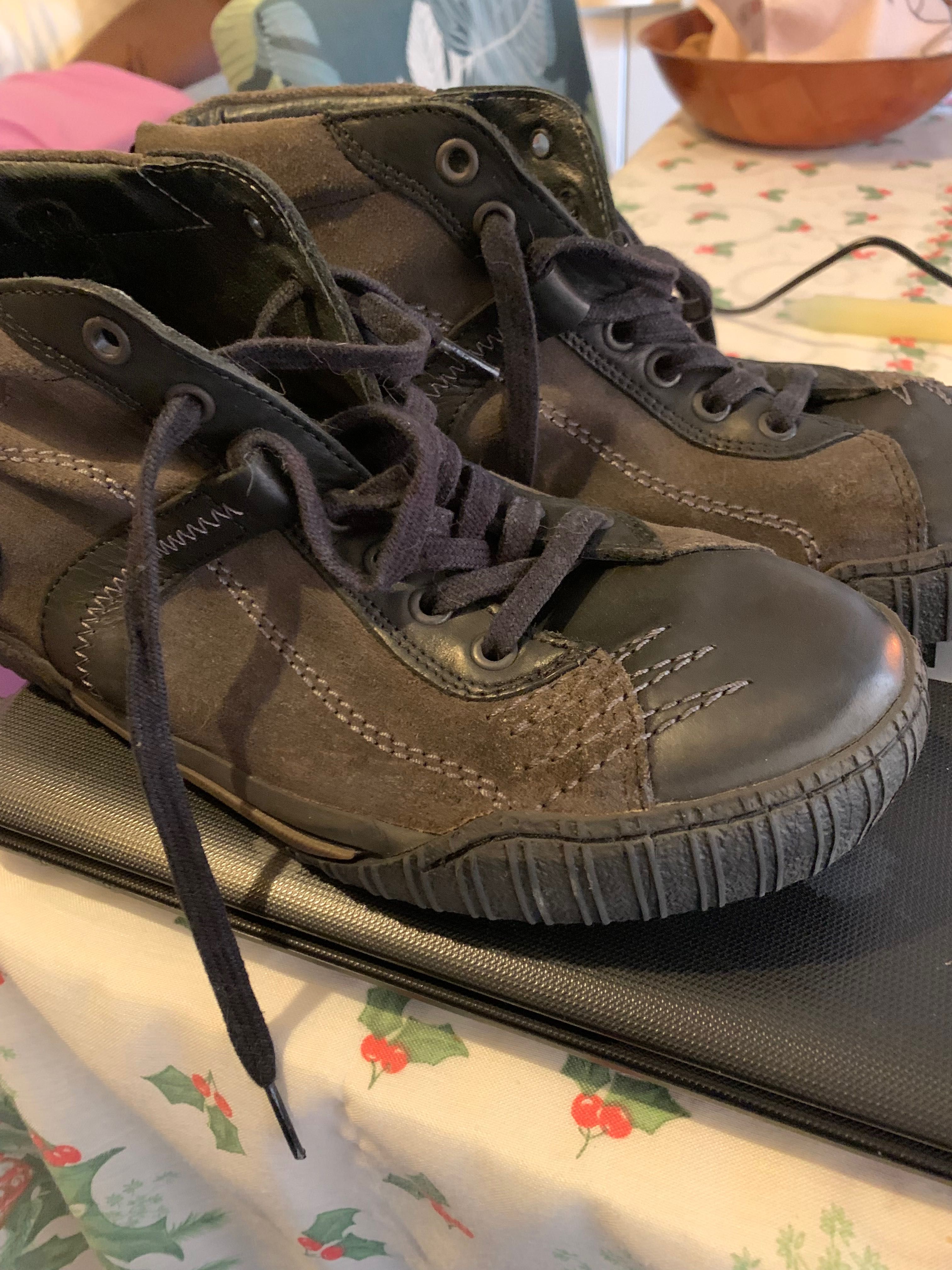 Botas caminhada ou cidade