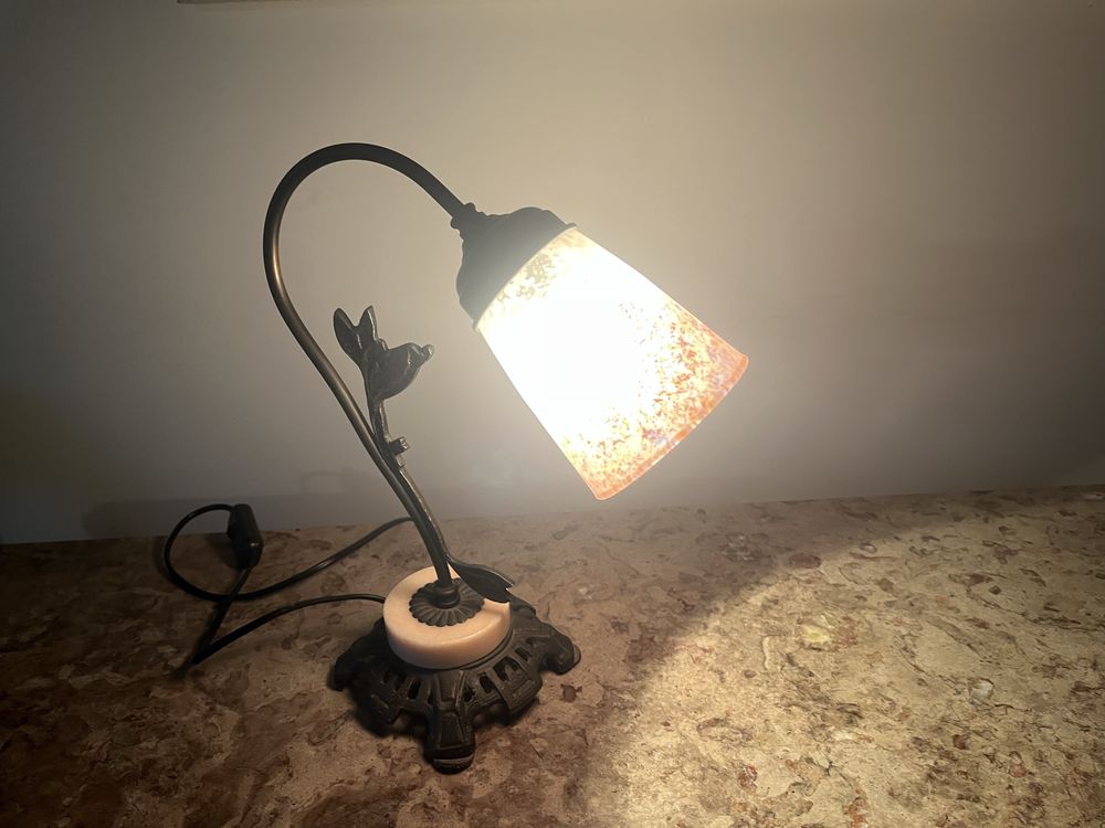 Candeeiro vintage com base em mármore