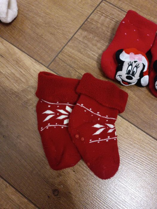 Świąteczne skarpety antypoślizgowe H&M 13/15 - 4 szt