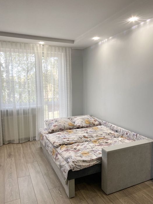 Квартира подобово в центрі міста на Київській наб. з кондиціонером