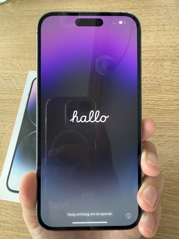 Piękny fioletowy Iphone 14 pro max 128GB