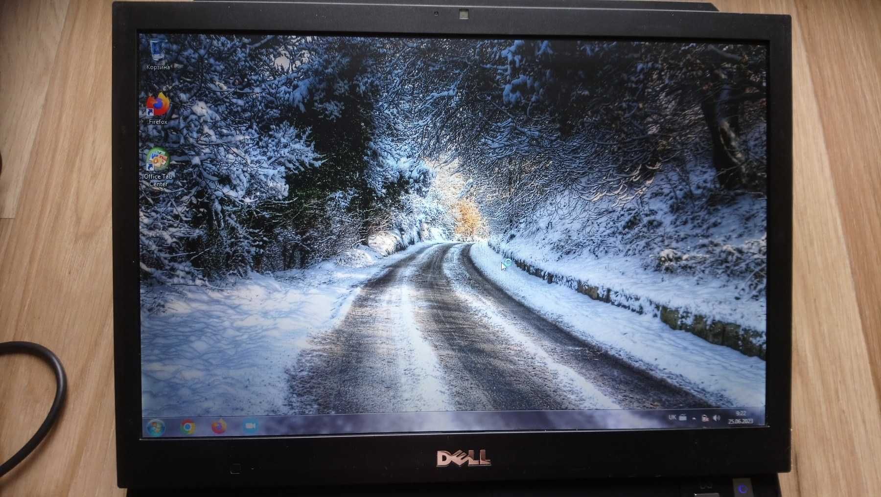 DELL Latitude E4300,IntelCore2Duo SP9400,250Gb HDD, 4Gb DDR3