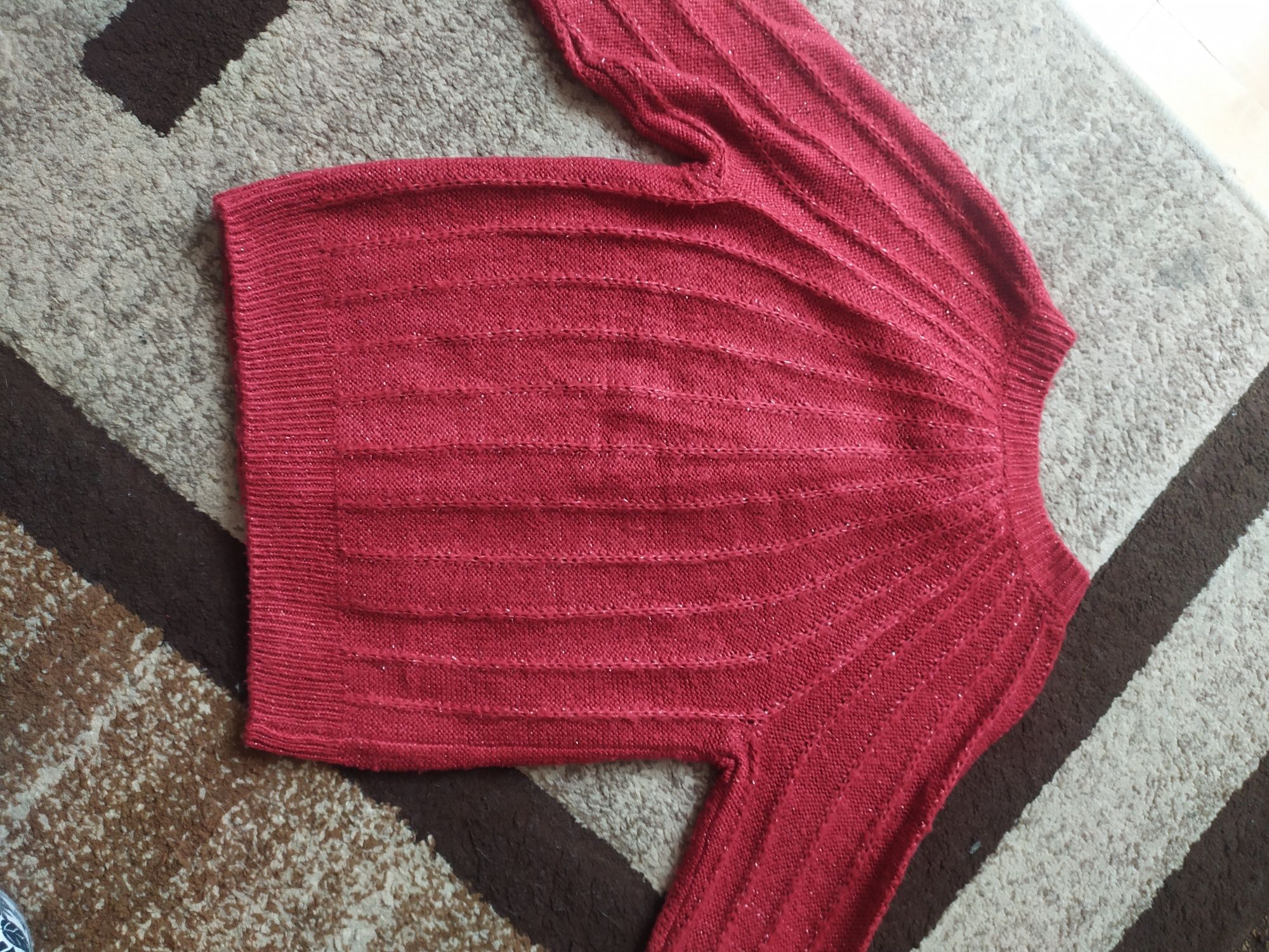 Sweter sweterek kardigan r.128 na święta mikołajki