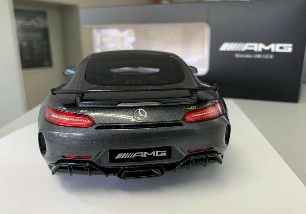 Модель Mercedes AMG GT R (C190) машинка мерседес амг Оригинал