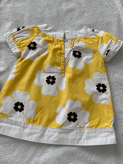 GAP Piękna bawełniana żółta sukienka w kwiatuszki 62/68