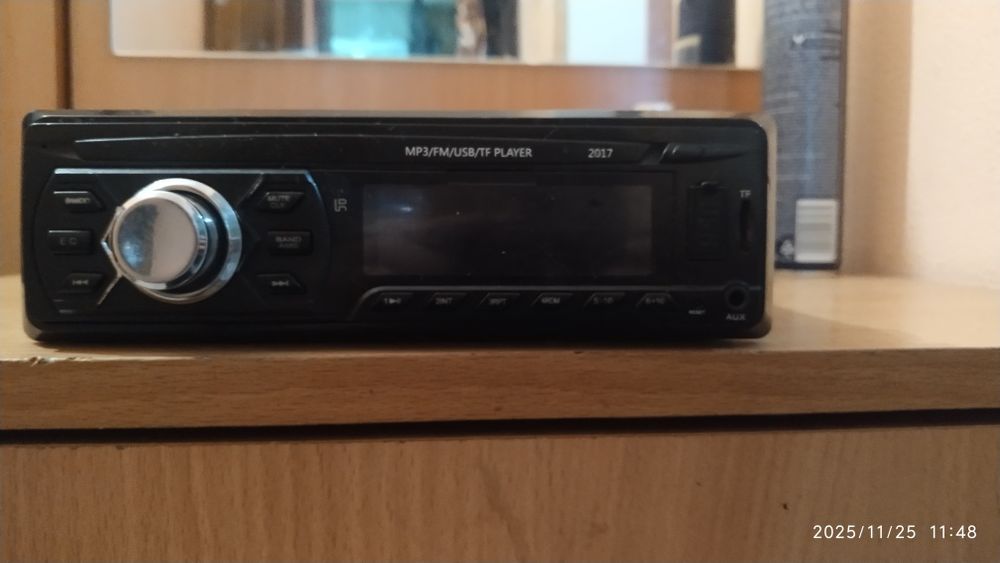 Продам магнитолу