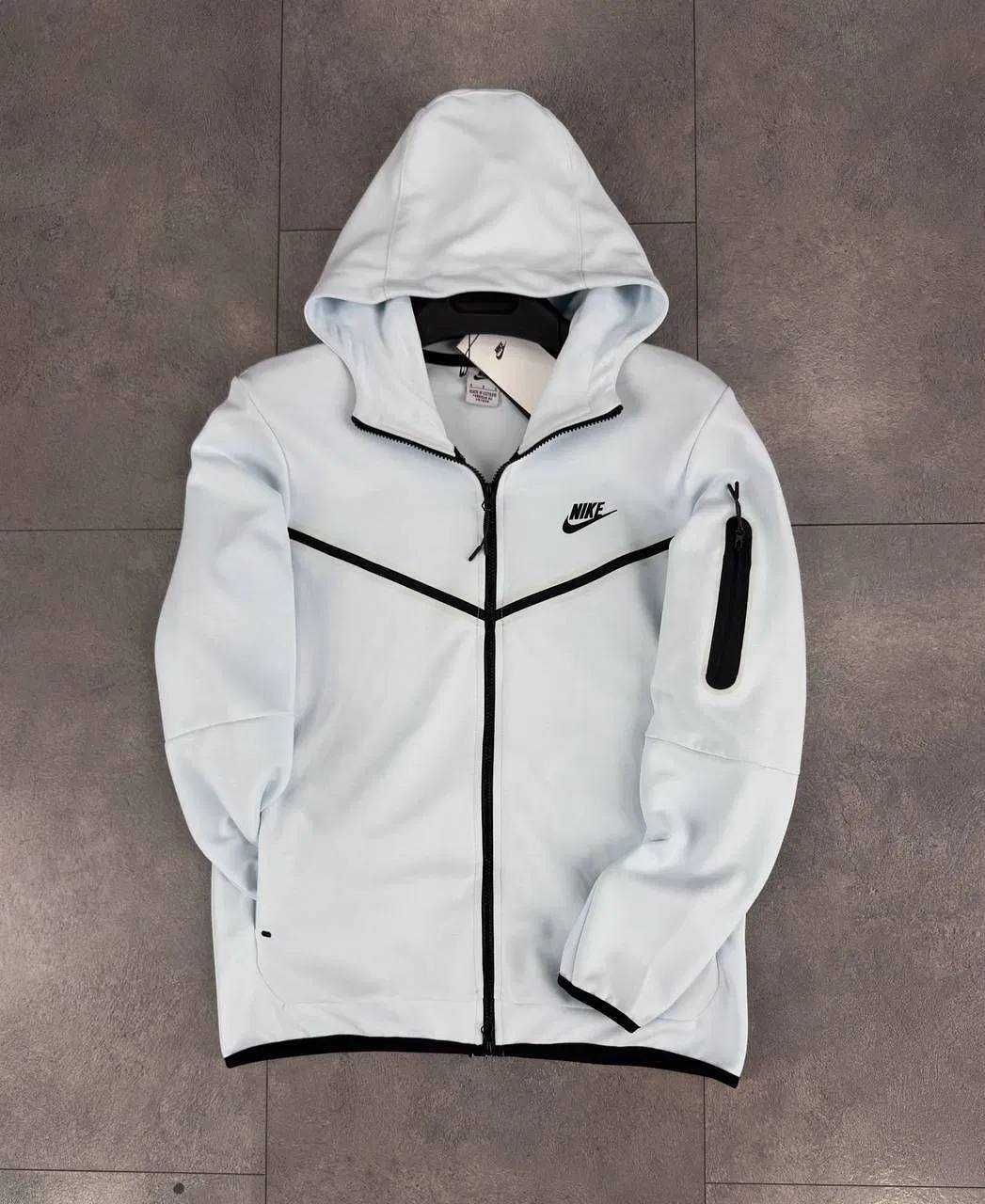 зипка zip nike tech fleece