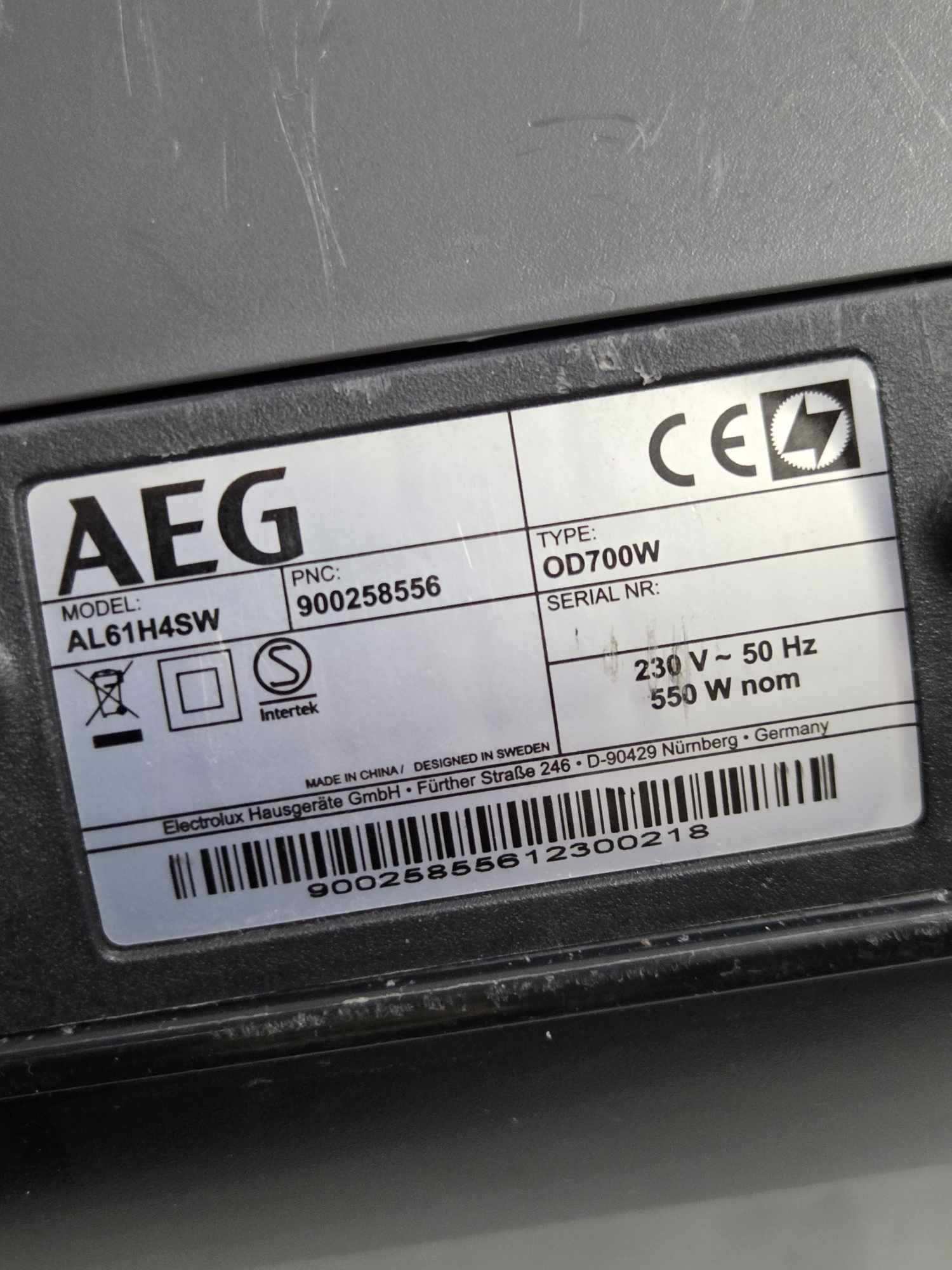 Odkurzacz bezworkowy AEG AL61H4SW
