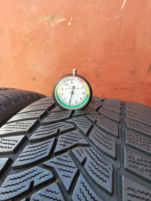 225/45/17 R17 Dunlop Winter Sport 5 4шт ціна за 1шт шини