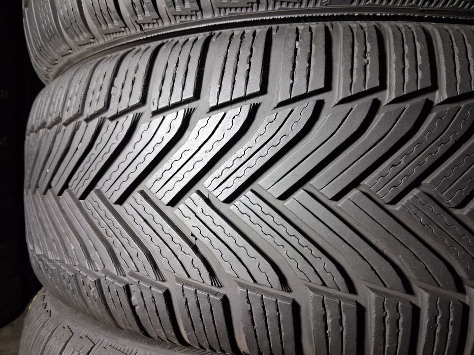 Шини б/у  225/55 16 Michelin Alpin 6