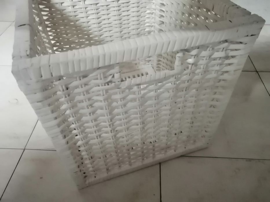 Vendo 5 cestos quase novos