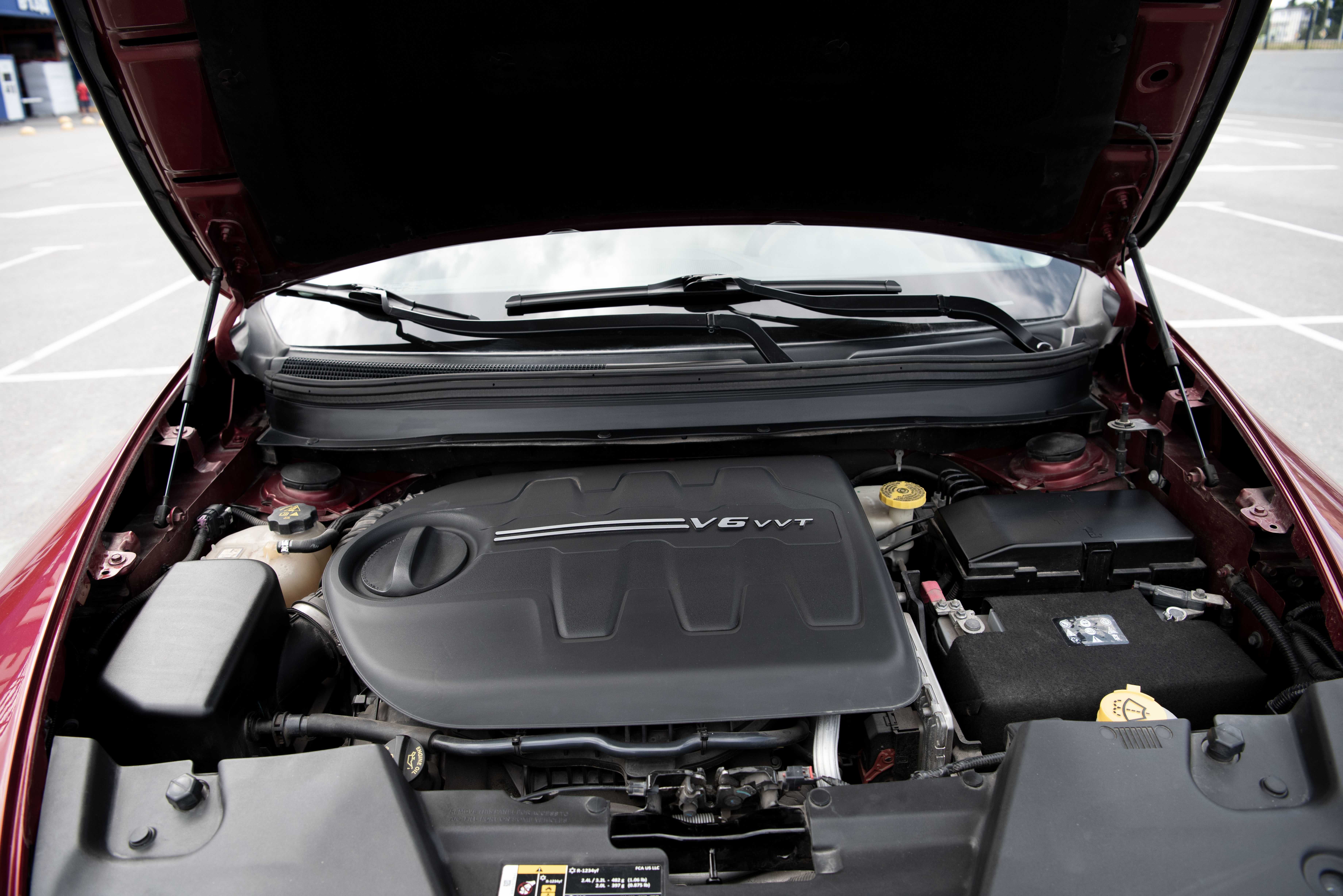 Jeep Cherokee KL 3.2 повний привід з цілою безпекою