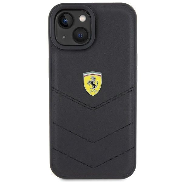 Etui Ferrari Quilted Metal Logo na iPhone 15 - czarne
