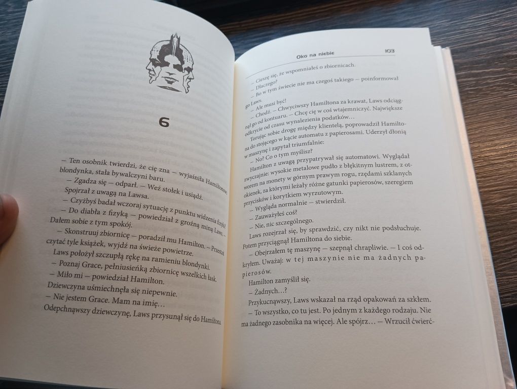 Oko na niebie - Philip K. Dick